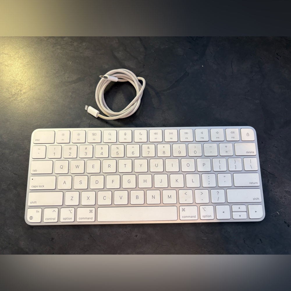 Magic Keyboard